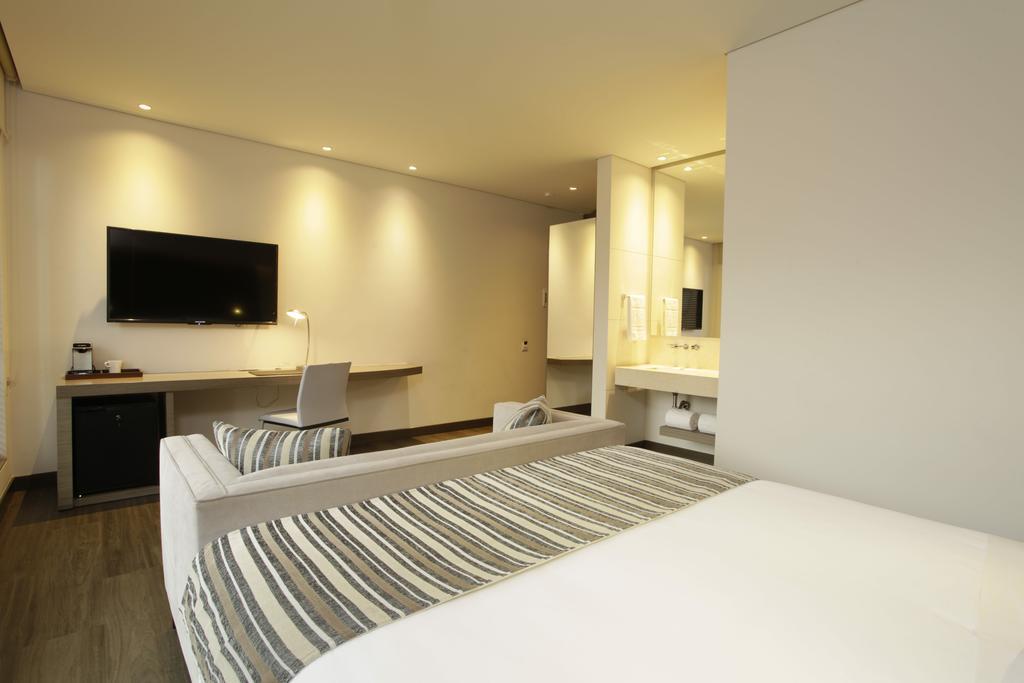 Bs Rosales Hotel ボゴタ エクステリア 写真