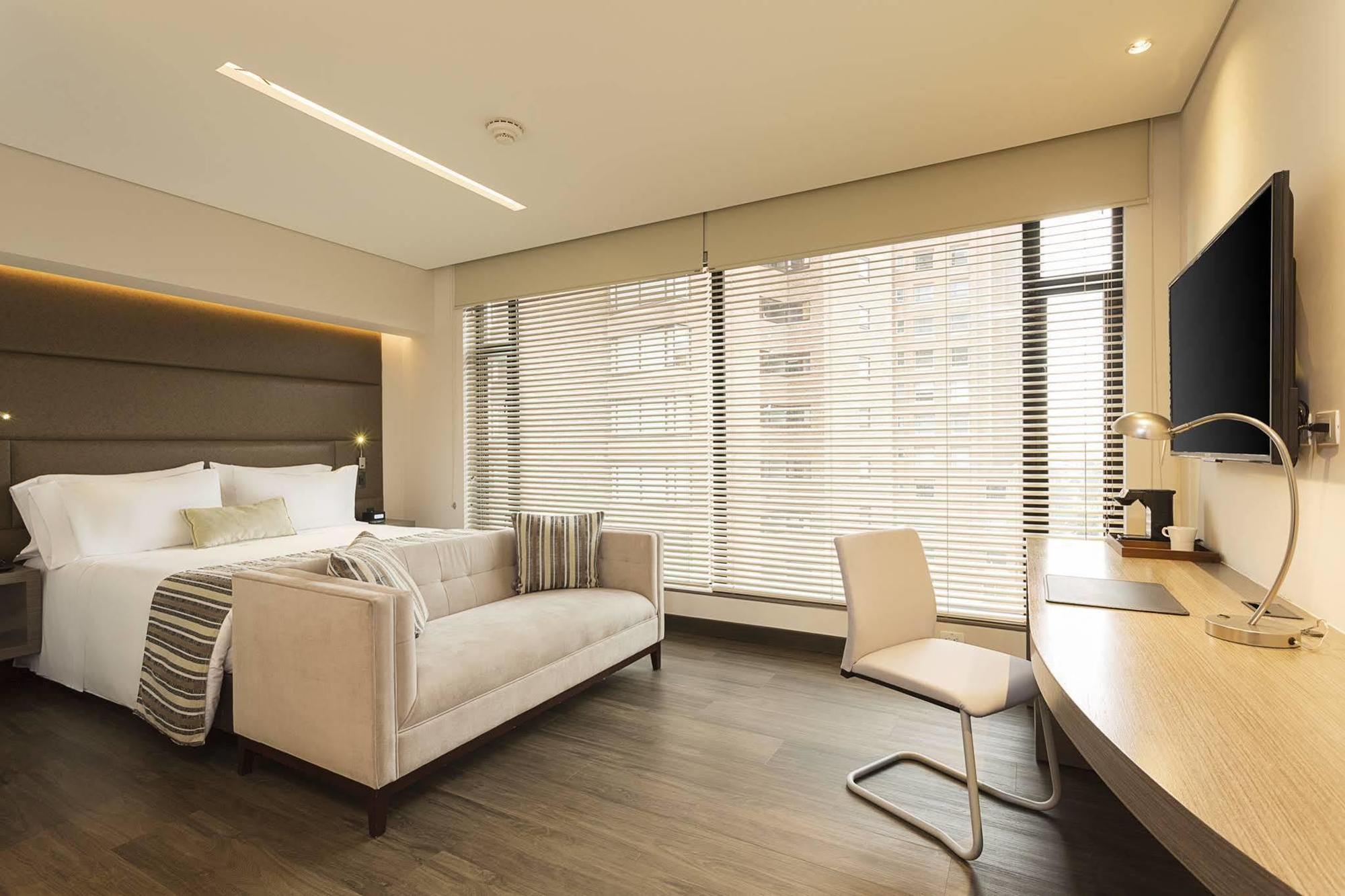 Bs Rosales Hotel ボゴタ エクステリア 写真